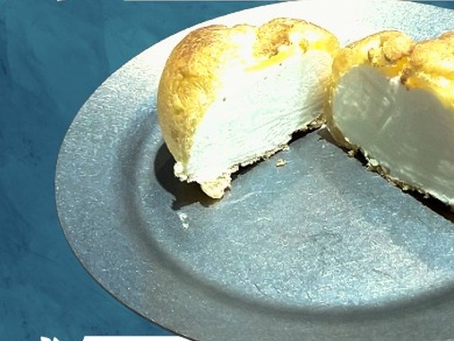 Hokkaido Ice cream puff